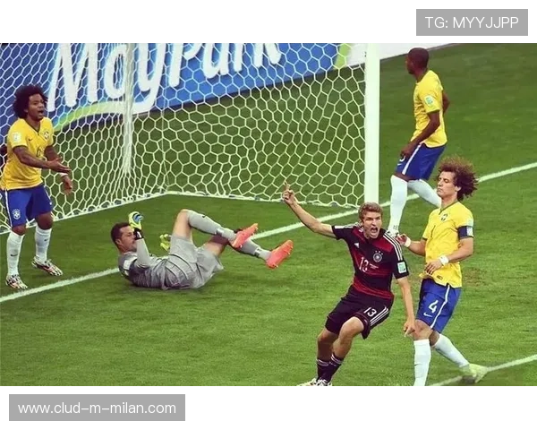 德布劳内穿透力十足的直塞形成单刀机会：从视野到门前的决断艺术